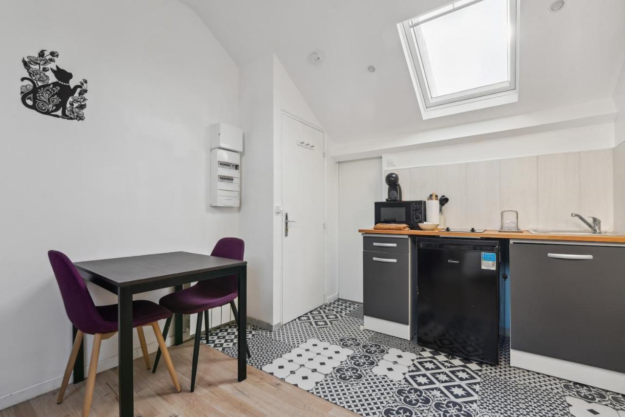 Apartment Budget Avec Parking Au Centre-ville Charleville-Mezieres